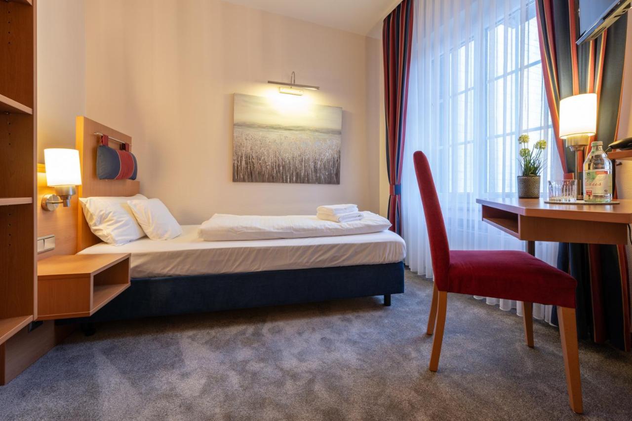 Hotel Werk II Bocholt Esterno foto
